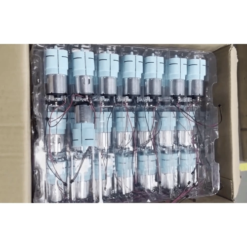Long-life miniature air pump with motor